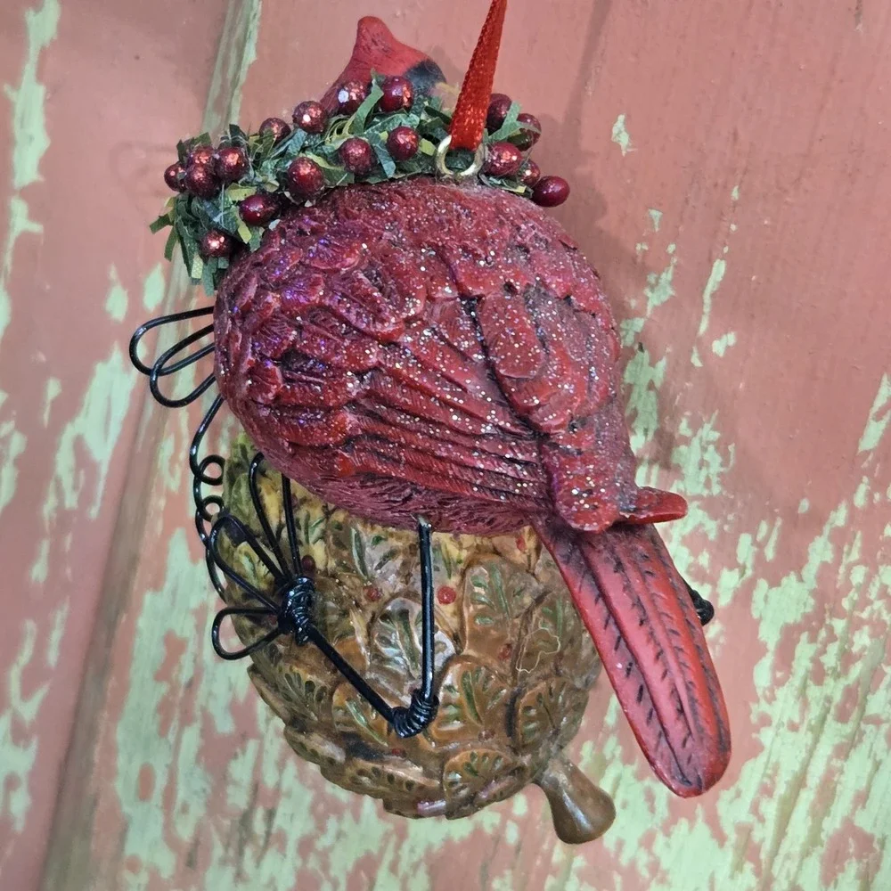 Christmas Cardinal Hanging Ornament  Pinecone Wreath Ribbon Bird‎ Holiday Decor